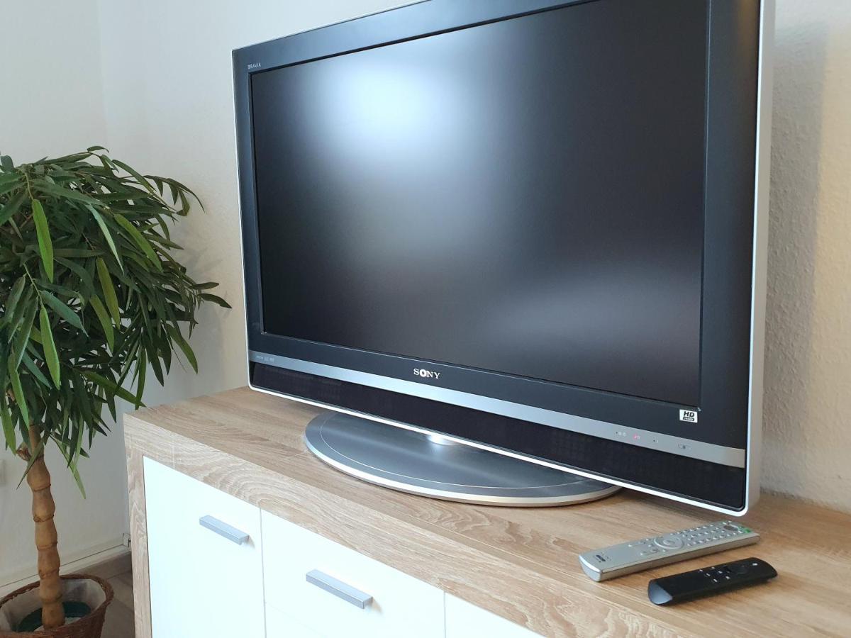 Moderne Wohlfuehloase Zentral In Seenaehe - Pillow Menu, 2 Stk 55" Smart Tvs, Netflix, Disneyplus Uvm Wetter  Esterno foto